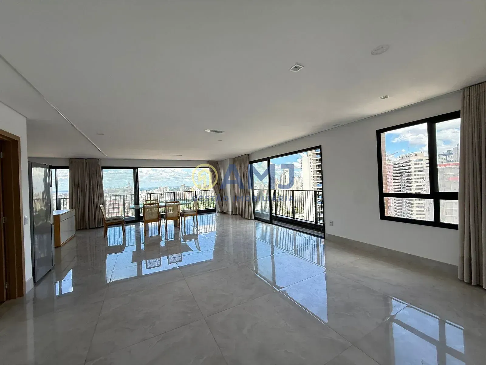 Foto do imóvel Apartamento à venda no Setor Marista em Endereço não informado