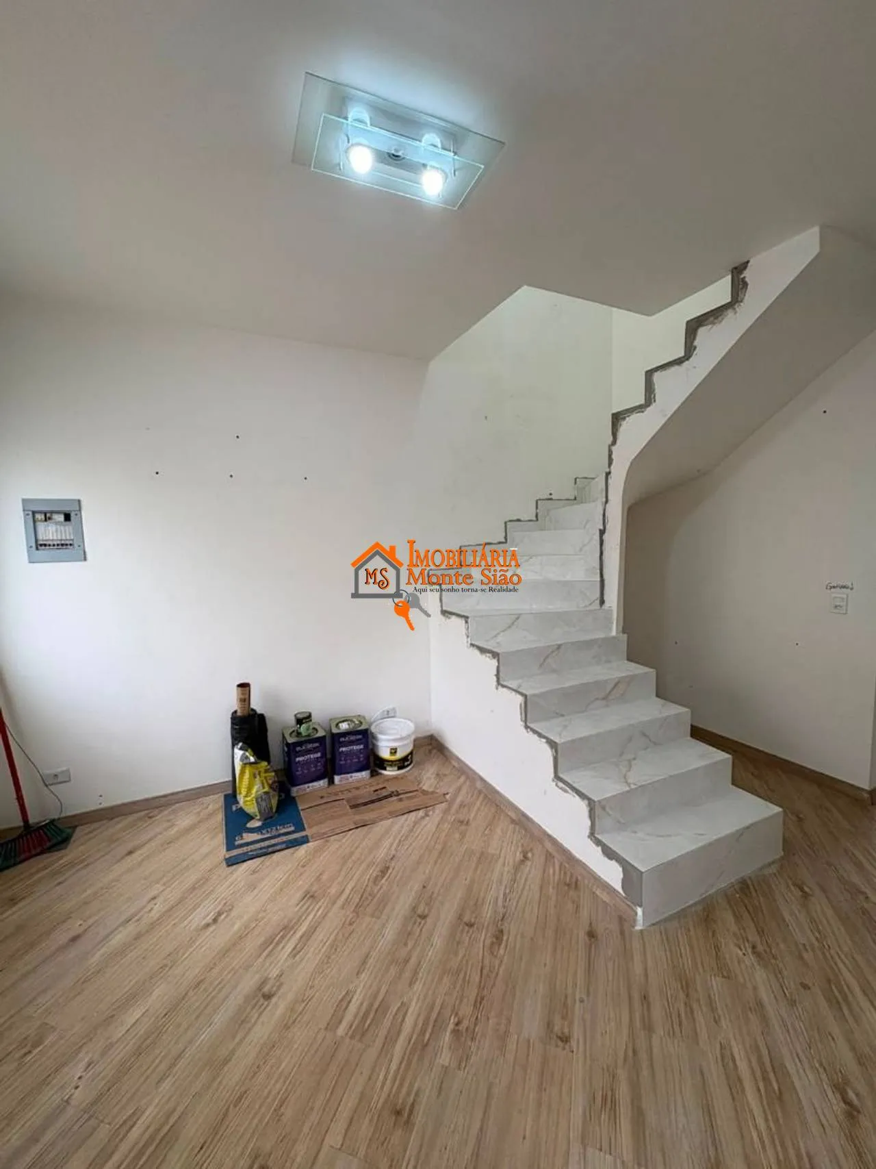 Imagem Sobrado com 2 dormitórios à venda, 70 m² por R$ 380.000,00 - Jardim Aracaré - Itaquaquecetuba/SP