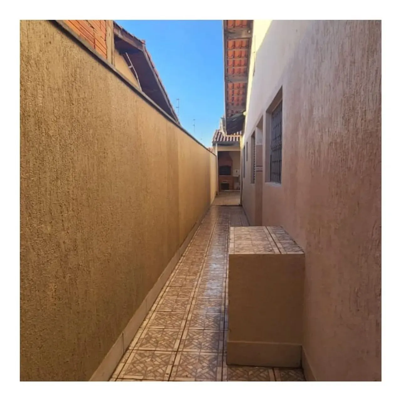 Imagem Casa à venda em Sorocaba-SP: 3 quartos, 2 suítes, 1 sala, 3 banheiros, 2 vagas de garagem - Jardim Piazza Di Roma, 150m². Venha conferir!