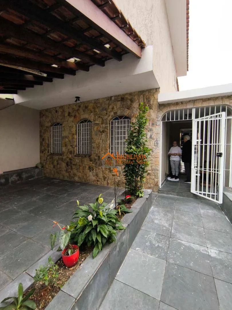 Imagem Sobrado com 3 dormitórios à venda, 171 m² por R$ 849.000,00 - Jardim Santa Mena - Guarulhos/SP
