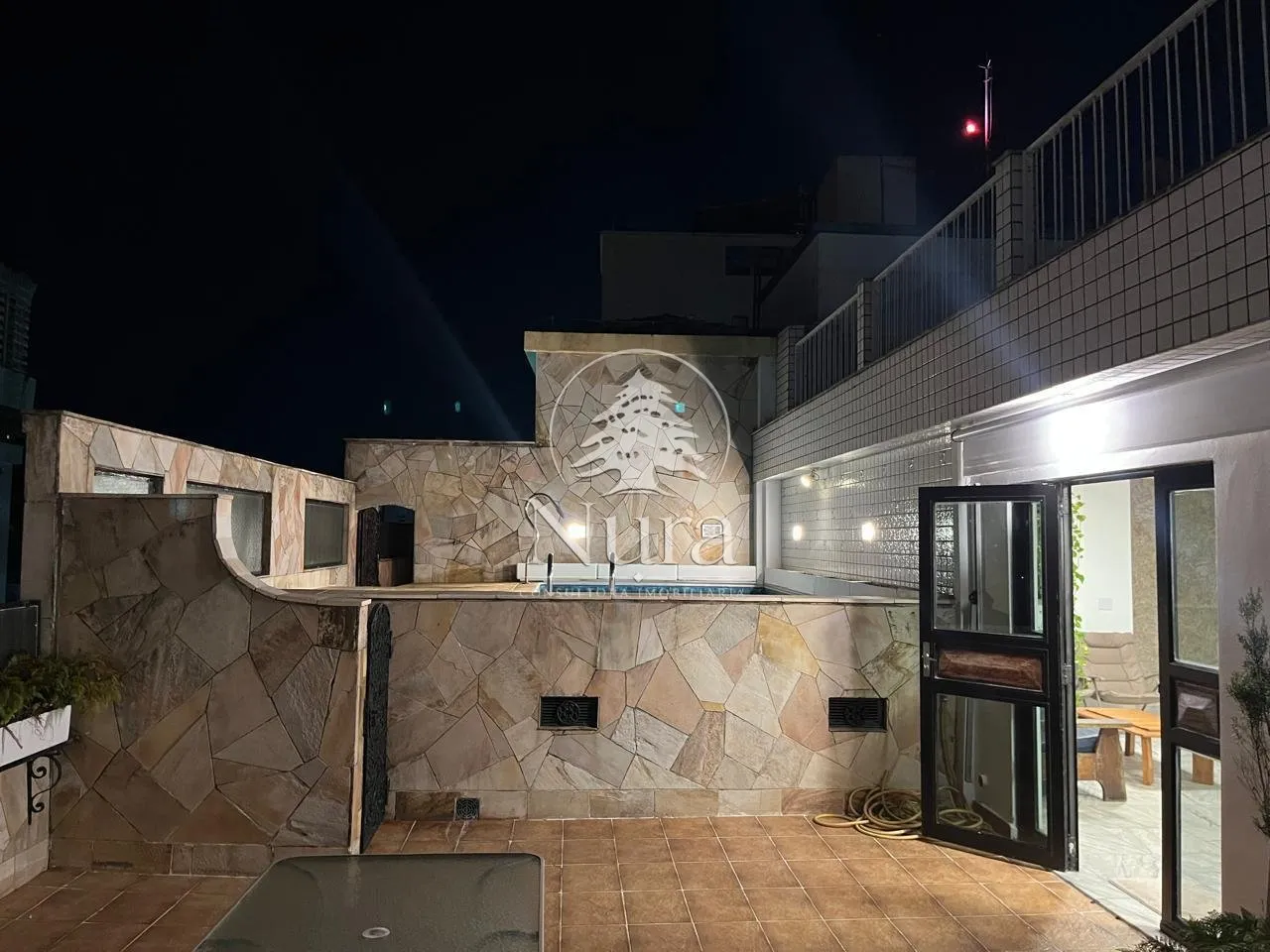 Imagem Cobertura de 4 quartos, 361m² no bairro Ponta da Praia, em Santos