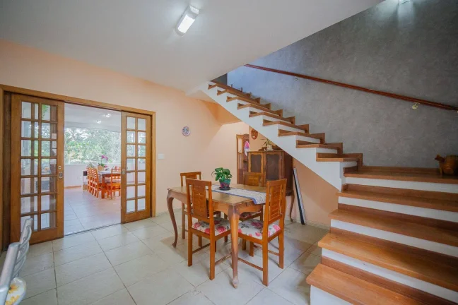 Imagem Casa com 3 quartos à venda em Cotia/SP 1000M² de Terreno.