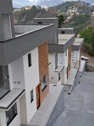 Imagem Excelente casa a venda em Nova Friburgo.