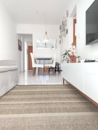 Imagem Apartamento com 2 dormitórios à venda, 76 m² por R$ 490.000 - Caiçara - Praia Grande/SP