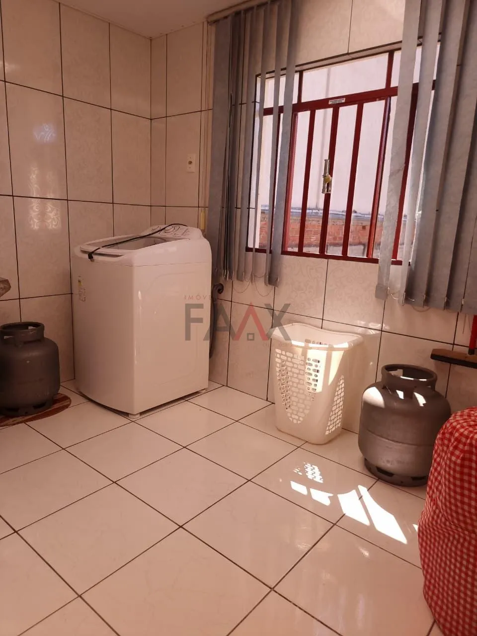 Imagem Casa à venda com potencial de investimento, na XV DE NOVEMBRO, GUARAPUAVA - PR