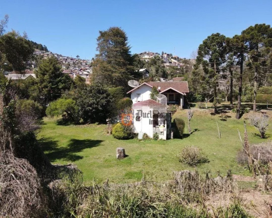 Imagem Casa com 3 dormitórios à venda, 270 m² por R$ 1.200.000 - Vila Abernéssia - Campos do Jordão/SP
