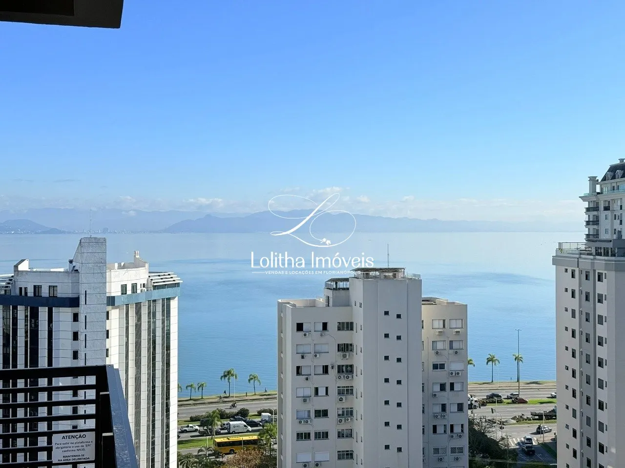Imagem APARTAMENTO À VENDA COM 2 SUÍTES NA AGRONÔMICA, EM FLORIANÓPOLIS/SC