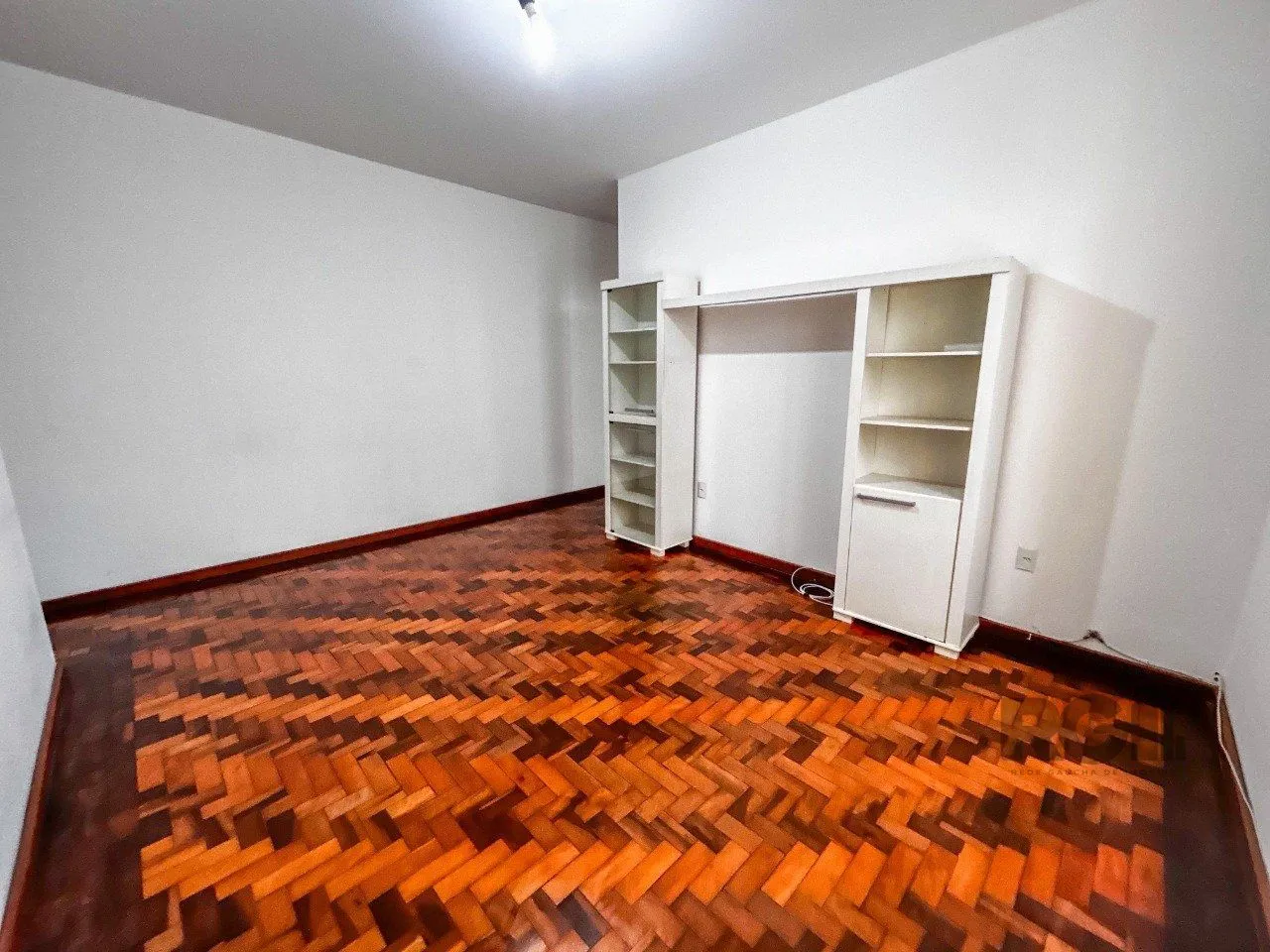 Imagem Apartamento com 3 quartos, 1 suíte, no bairro Rio Branco, Porto Alegre/RS