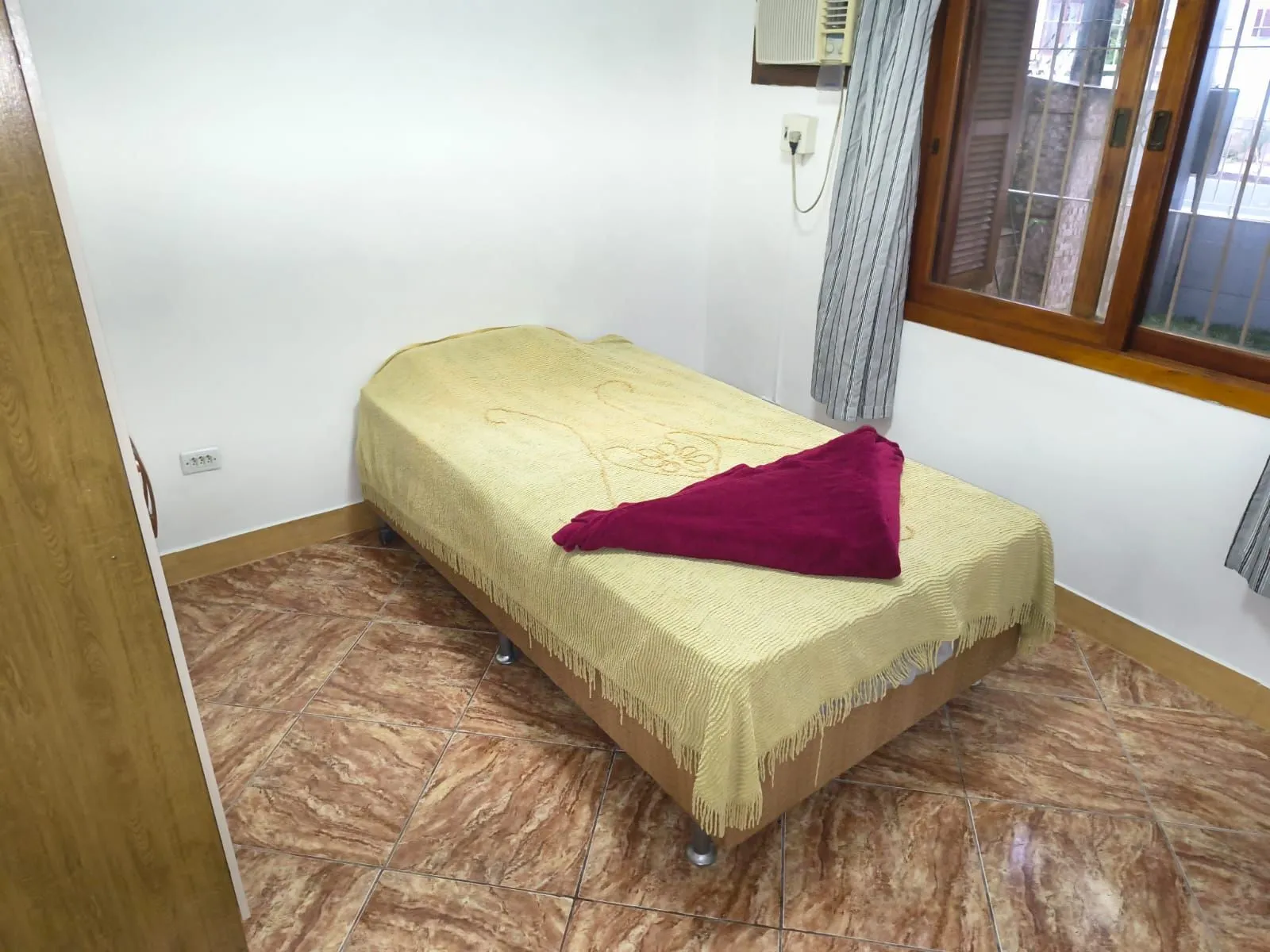 Imagem Casa com 2 vagas de garagem para carros pequenos