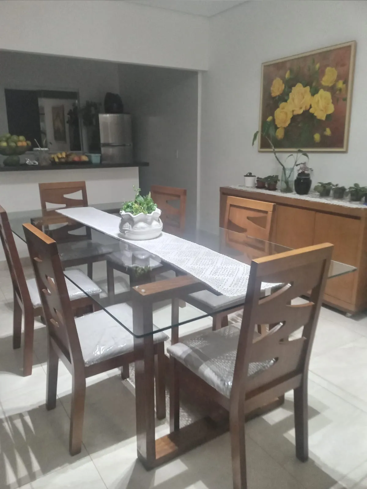 Imagem Chácara à venda em Salto de Pirapora-SP: 4 quartos, 1 sala, 2 banheiros, 2 vagas de garagem, 140m² área. Aproveite!