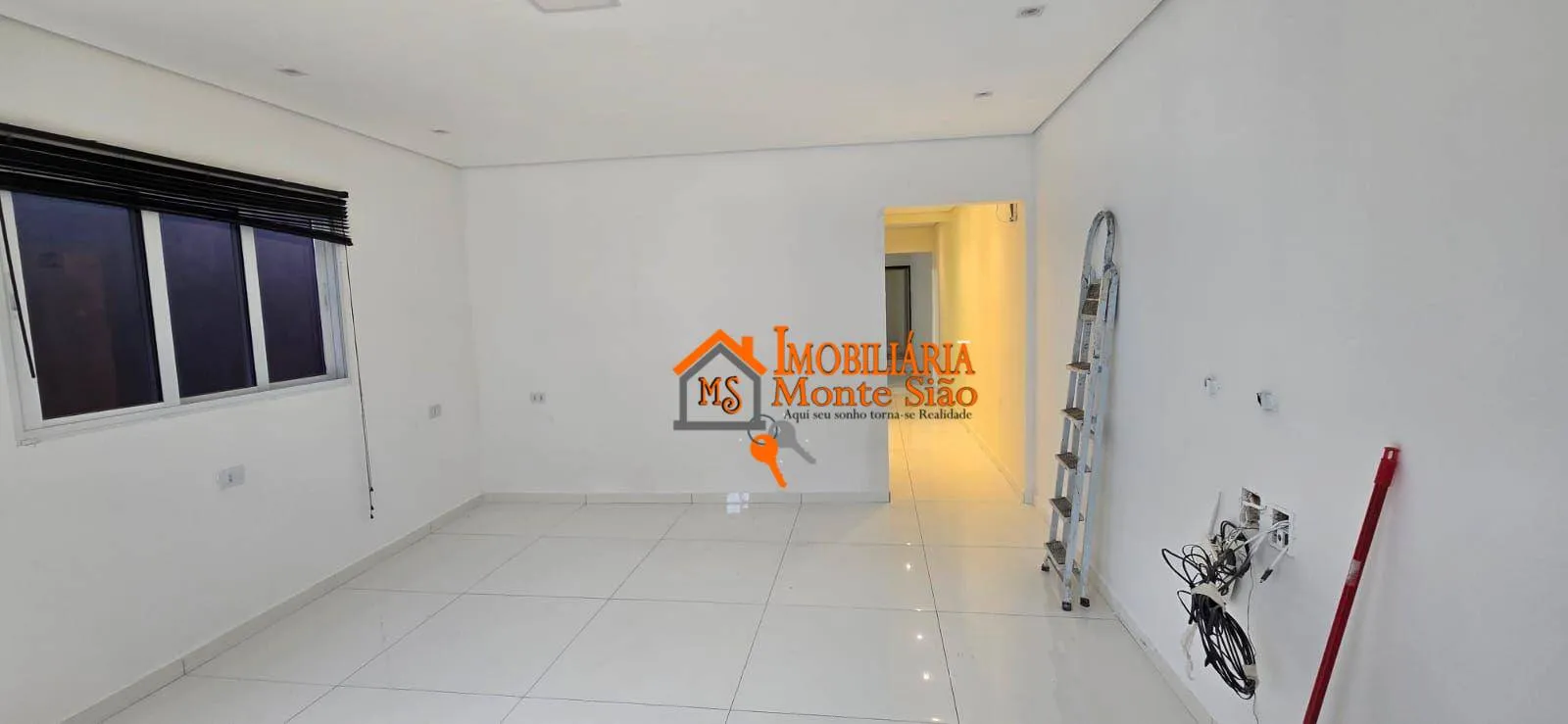 Imagem Casa com 2 dormitórios à venda, 140 m² por R$ 393.000,00 - Parque Residencial Bambi - Guarulhos/SP