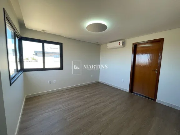 Imagem ? Casa Moderna e Regular no Jardim Botânico III - 4 Suítes, Habite-se e Energia Solar

Excelente r...