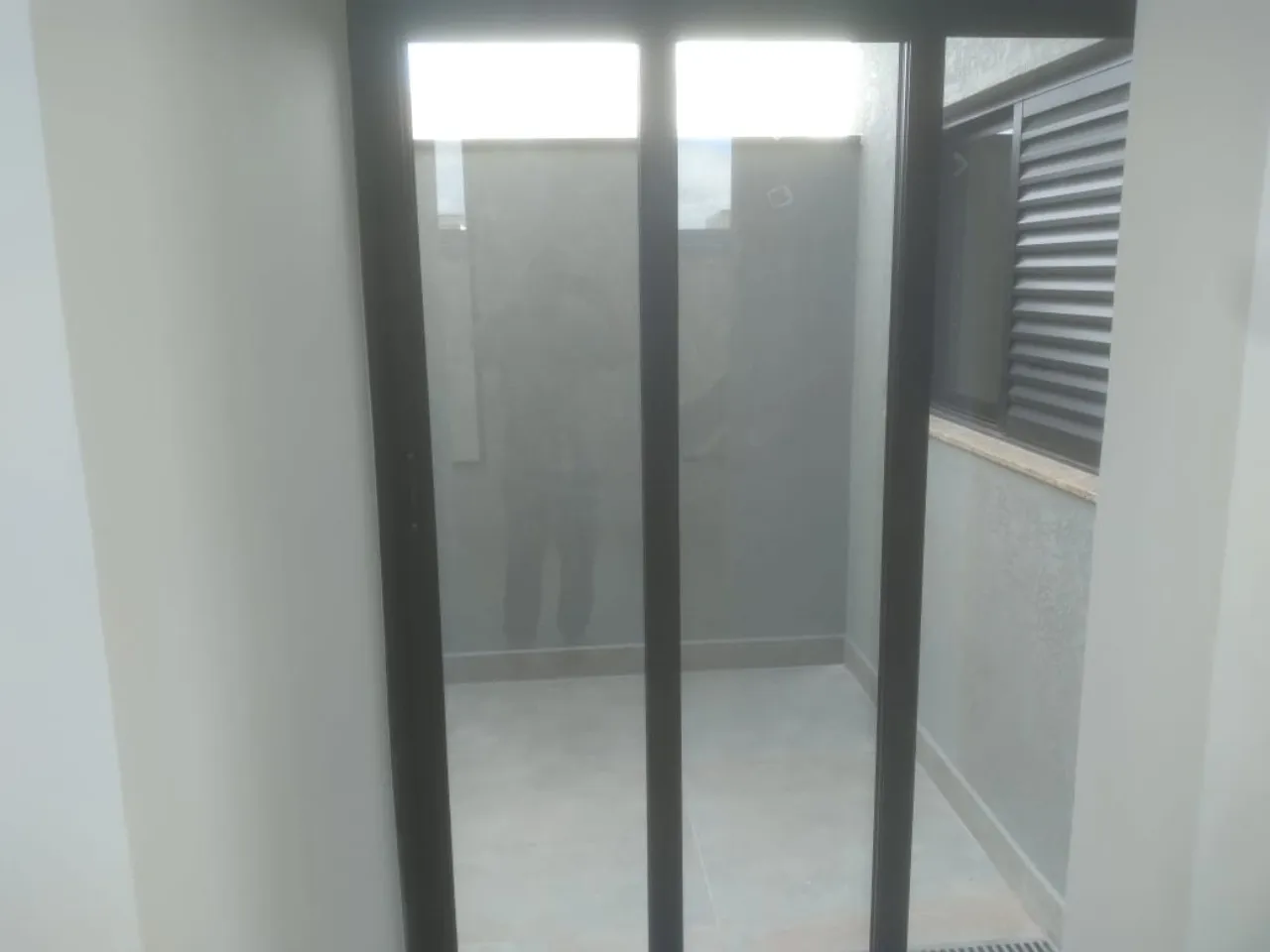 Imagem Imperdível oportunidade de adquirir casa em condomínio com 3 quartos, 1 suíte e 4 vagas de garagem no Wanel Ville, Sorocaba-SP