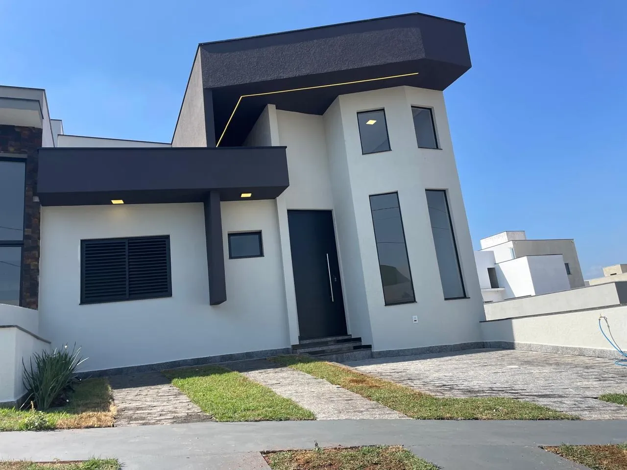 Foto do imóvel "Linda Casa no Condomínio Horto Floresta Villagio" em HORTO FLORESTAL, SOROCABA - SP
