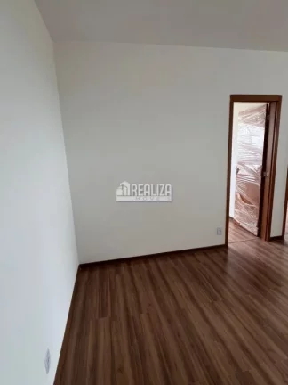Imagem Apartamento para alugar no Condomínio Park Novo Horizonte, no bairro Paraíso, Uberaba - 2 Dormitórios - Piscina e Portaria 24 Hrs
