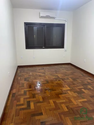 Imagem Casa 3 dorm. para Venda no bairro Glória, Porto Alegre/RS. - AP1999