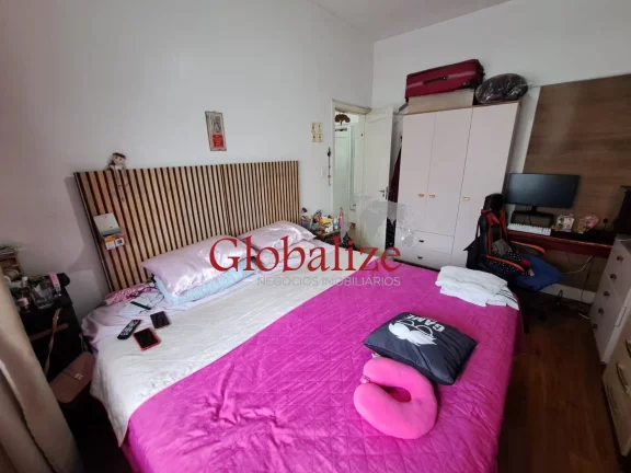 Imagem Apartamento à venda com 94m², 2 quartos, dependência, varanda de frente por R$580.000,00 no Gonzaga em Santos