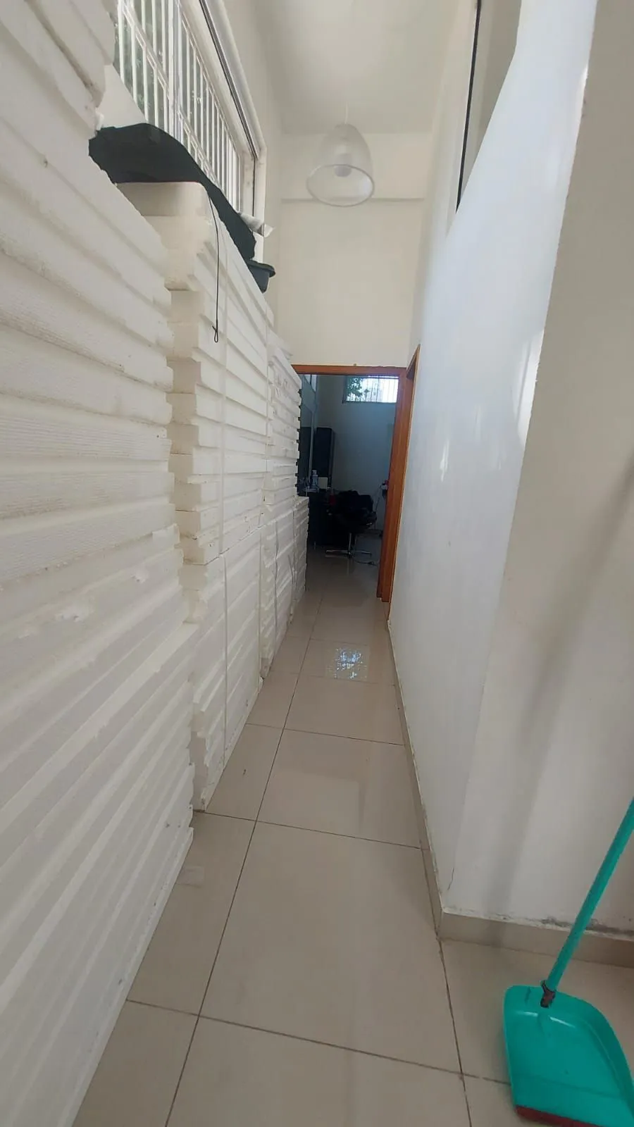Imagem PRÉDIO COMERCIAL COM 5 SALAS E PROJETO APROVADO APARTAMENTO 100M2