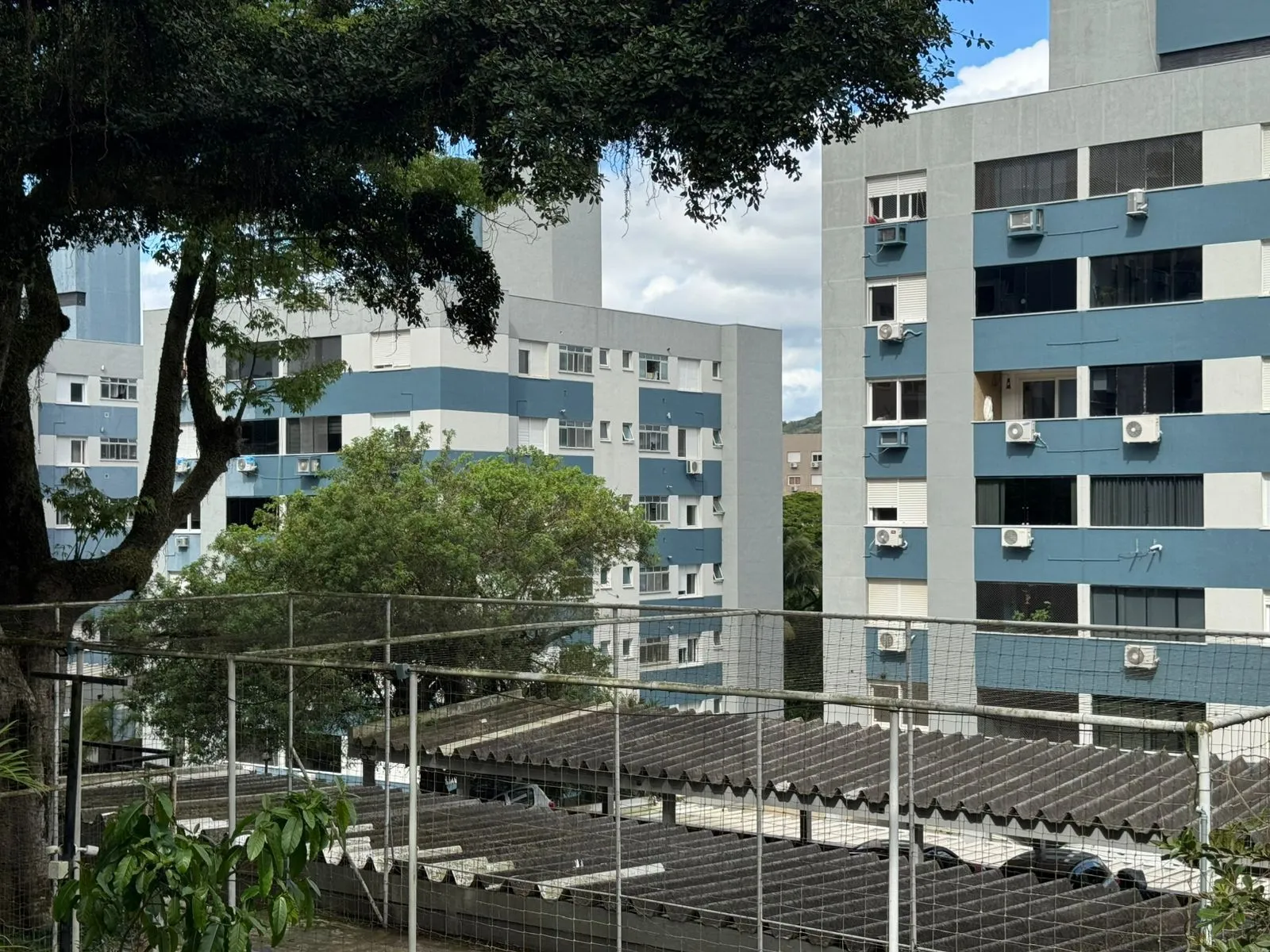 Imagem Apartamento com 2 dormitórios e 1 vaga de garagem !