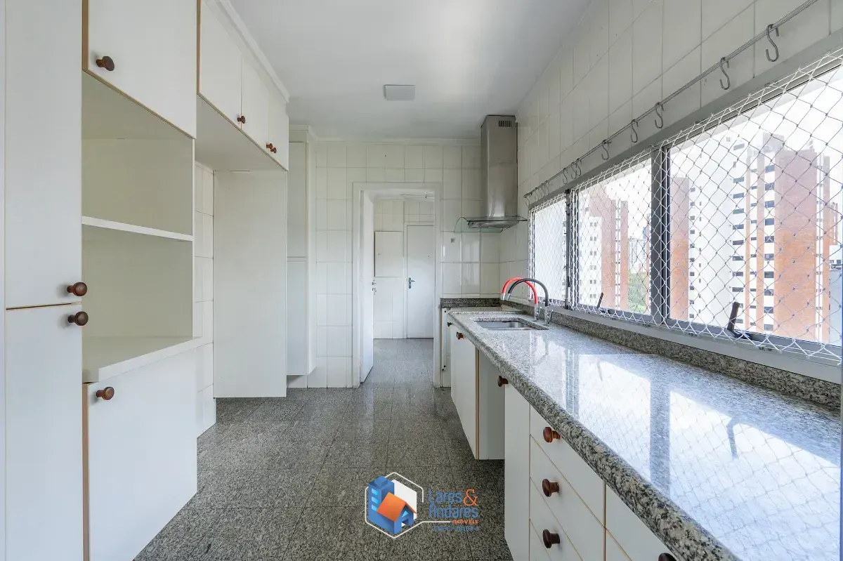 Imagem Apartamento para venda em Vila Suzana com 4 quartos, sendo 3 suítes, 199m²