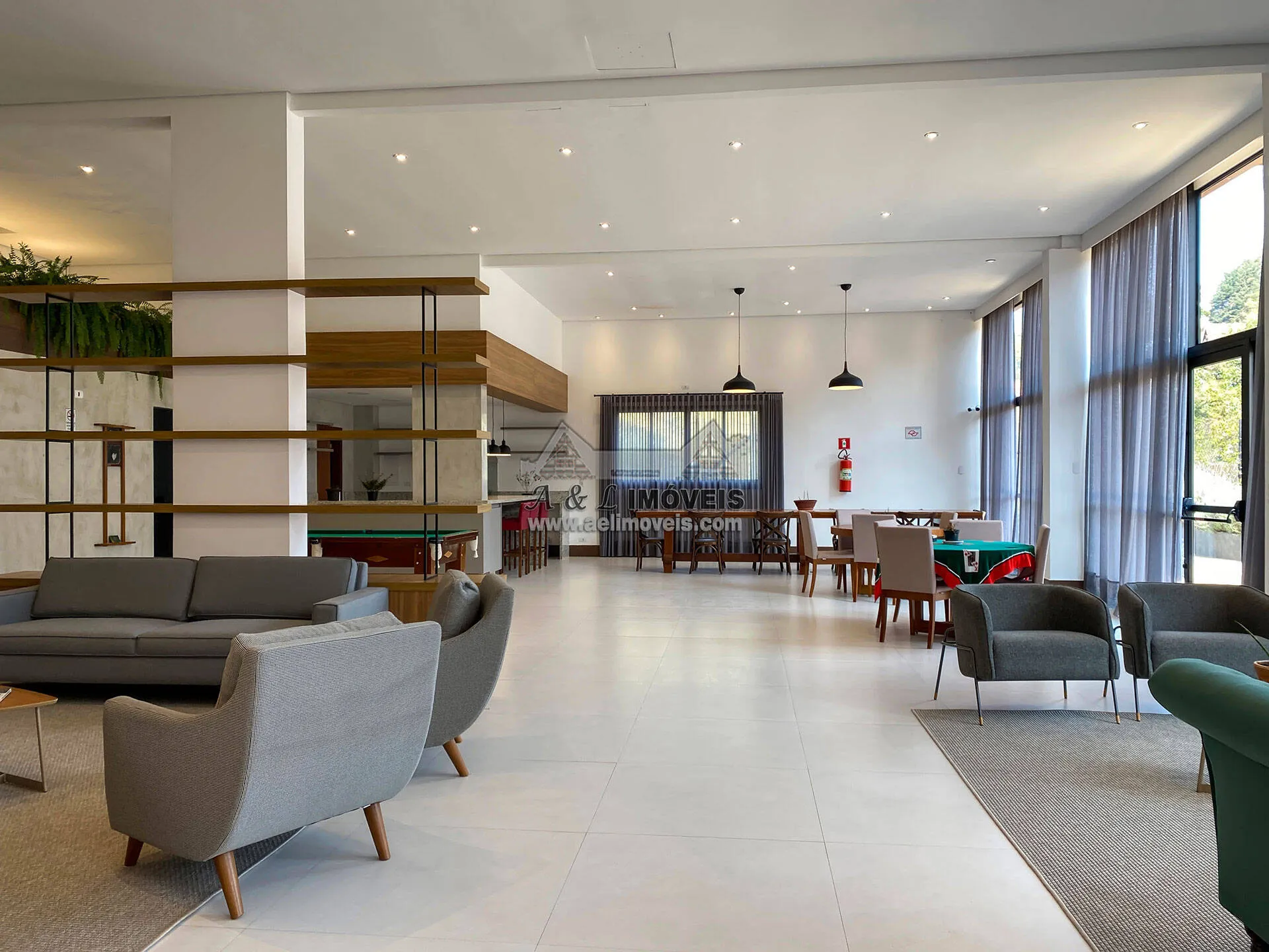 Imagem Apartamento à venda em Campos do Jordão - Com 02 dormitórios