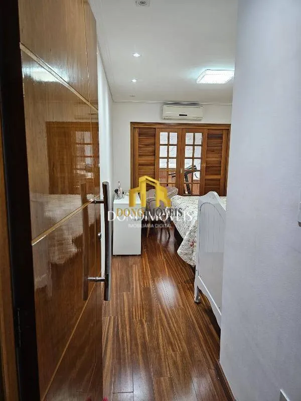 Imagem Casa 150 m² 3 dorms 1 suíte jacuzzi Santa Maria Santo André