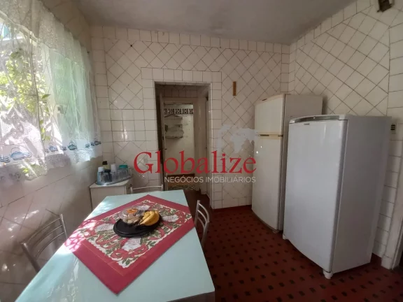 Imagem Sobrado 3 dormitórios com 1 suíte, 2 vagas de garagem, próximo ao Shopping Praiamar no bairro Aparecida em Santos por R$ 1.450.000,00
