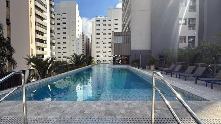 Imagem Apartamento À Venda em Moema, com 2 Suítes e terraço c/ churrasqueira.