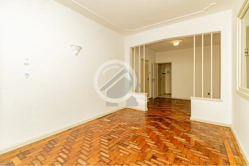 Imagem Localizado na Rua Felipe Camarão, 553, este apartamento de 89m² oferece uma excelente oportunidade...