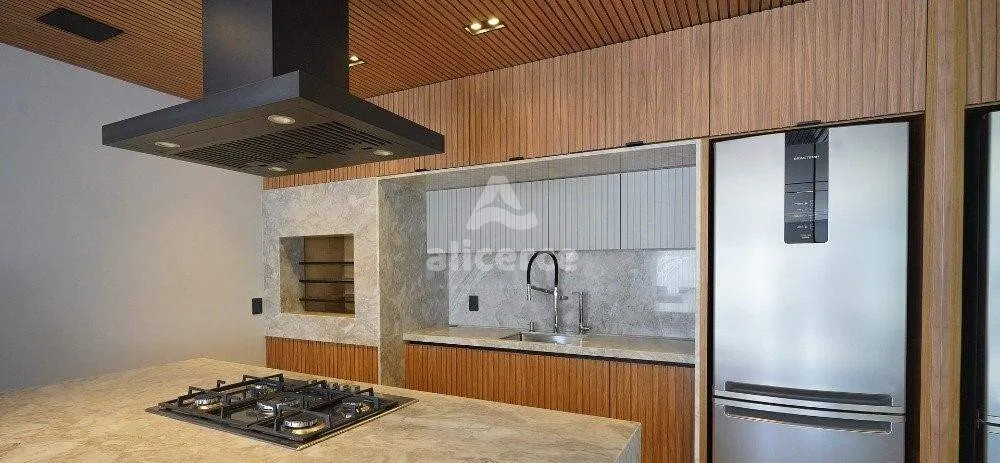 Imagem Loft à venda com 1 quarto 1 suíte, 81,04m² em Centro Florianópolis
