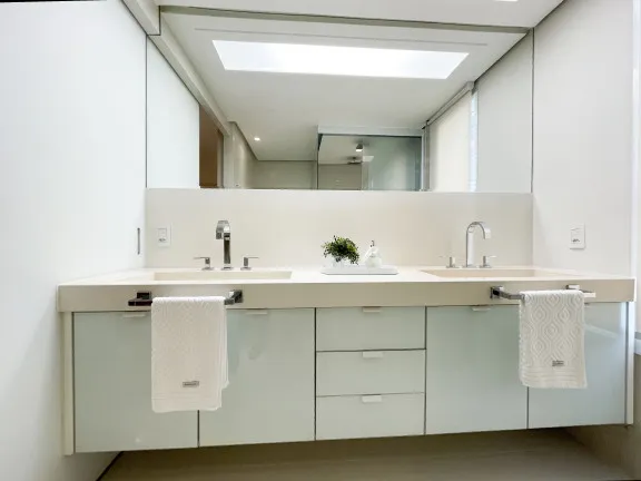 Imagem Cobertura com 3 Quartos à Venda, 273 m² em Centro - Balneário Camboriú
