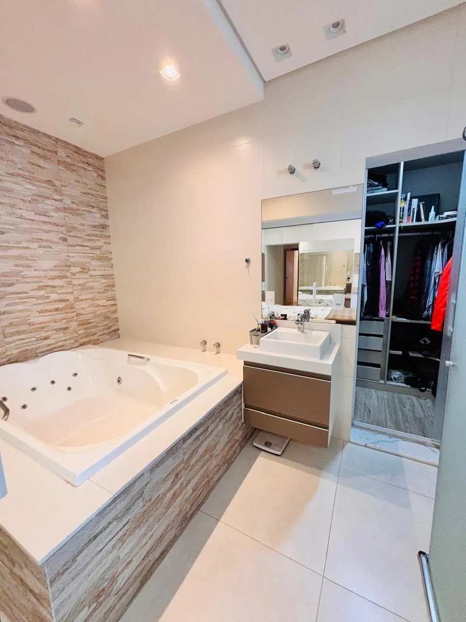 Imagem Casa com 4 Suítes no Condomínio Residencial Alphaville Nova Esplanada 1
