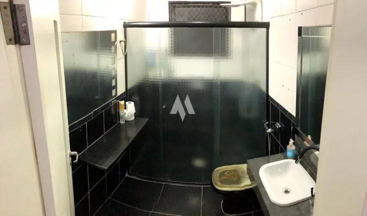 Imagem Apartamento Gonzaguinha São Vicente, 85m² com 2 dorms, varanda, vaga!