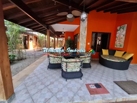 Imagem Linda casa em condomínio fechado com 04 dormitórios
