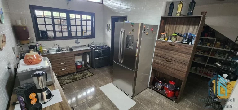 Imagem Chácara com Sobrado, Casas e Restaurante, lagos, rios, em Morretes -PR