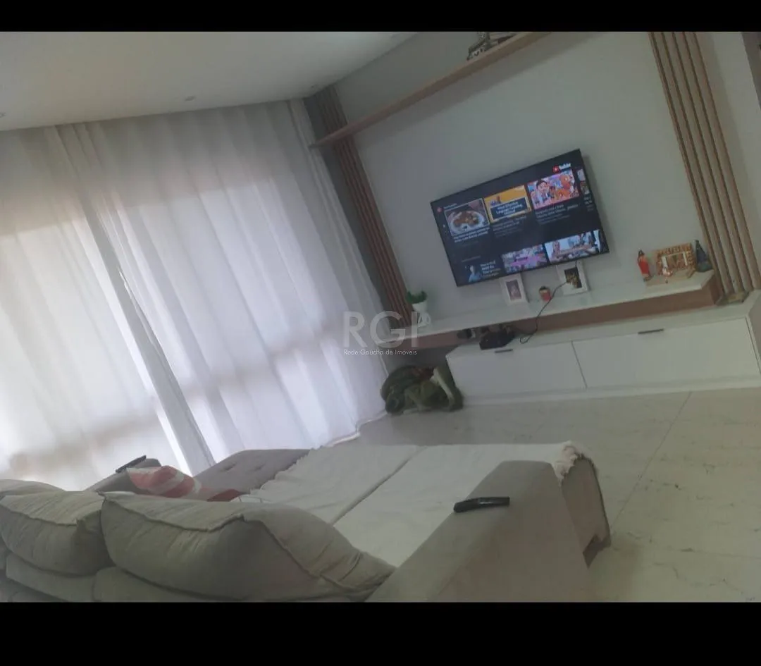 Imagem Casa - 175 m², 3 dormitórios, 2 vagas de garagem, Belém Velho, Porto Alegre