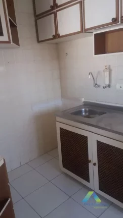 Imagem Excelente apartamento com localização privilegiada a 100mts da Estação de Metrô Praça da Árvore!