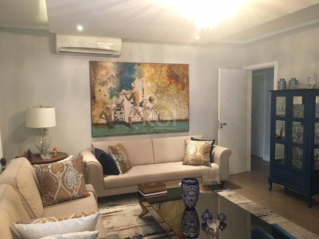 Imagem Casa para Venda - 230m², 3 dormitórios, sendo 3 suites, 3 vagas - Chácara das Pedras