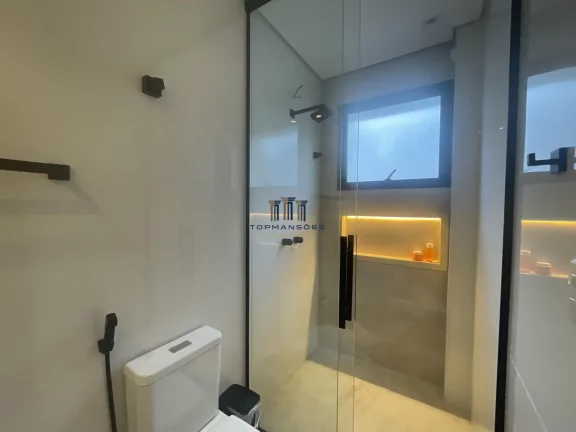 Imagem Casa nova mobiliada em Alphaville Vespasiano, piscina, spa e sauna, 4 suites