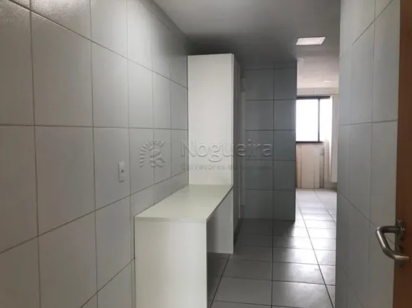 Imagem Apartamento com 4 Quartos à Venda, 132 m² em Boa Viagem - Recife