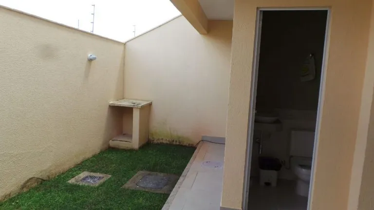 Imagem Casa de Condomínio com 3 Quartos à Venda, 114 m² em Moinho dos Ventos - Goiânia
