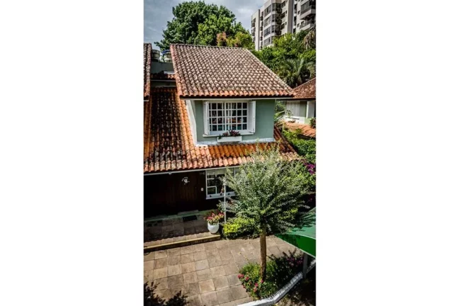 Imagem Casa em Condomínio para venda no bairro Tristeza em Porto Alegre