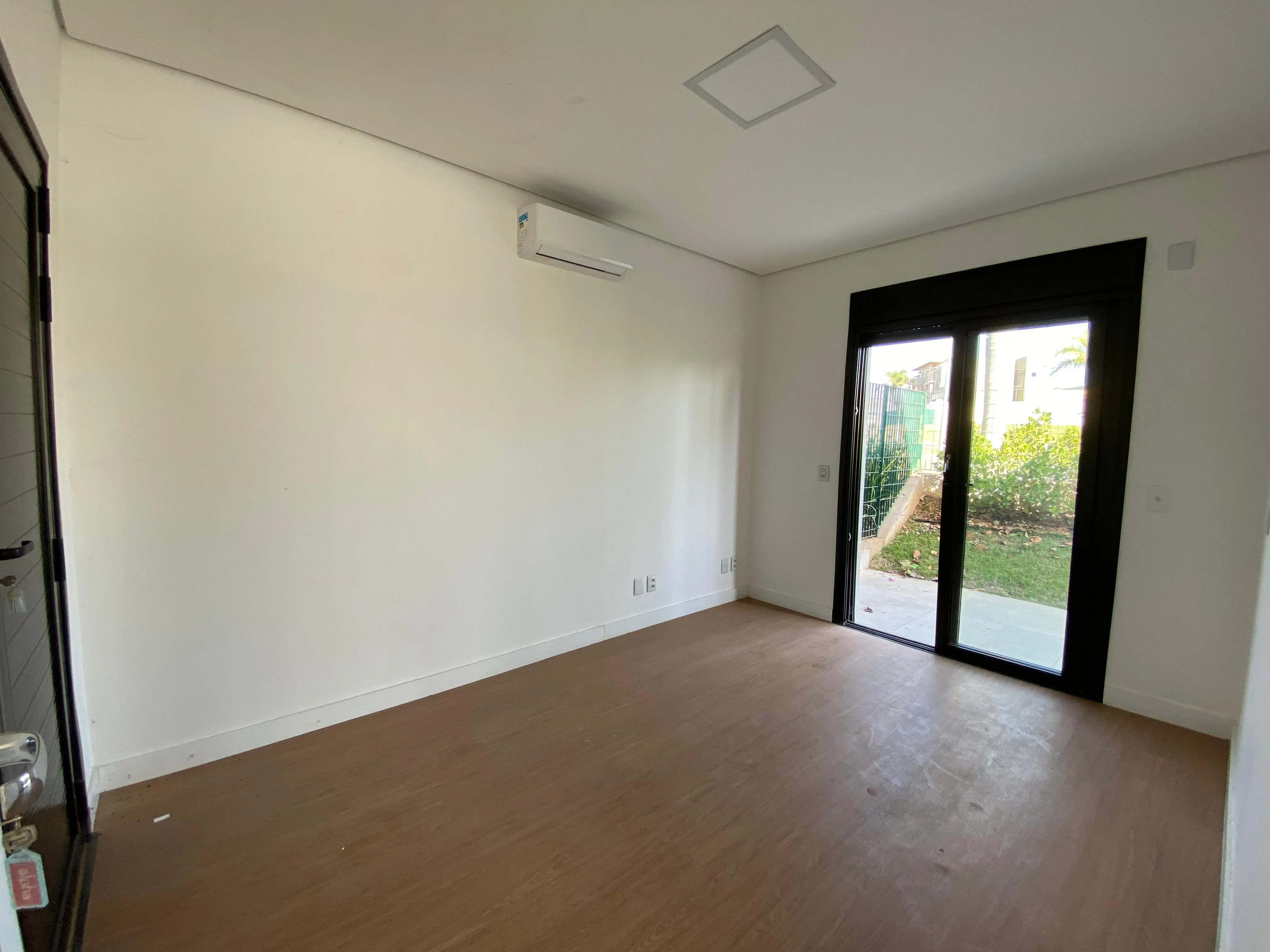 Imagem Residência de Alto Padrão com 4 suítes no Alphaville Nova Esplanada 4