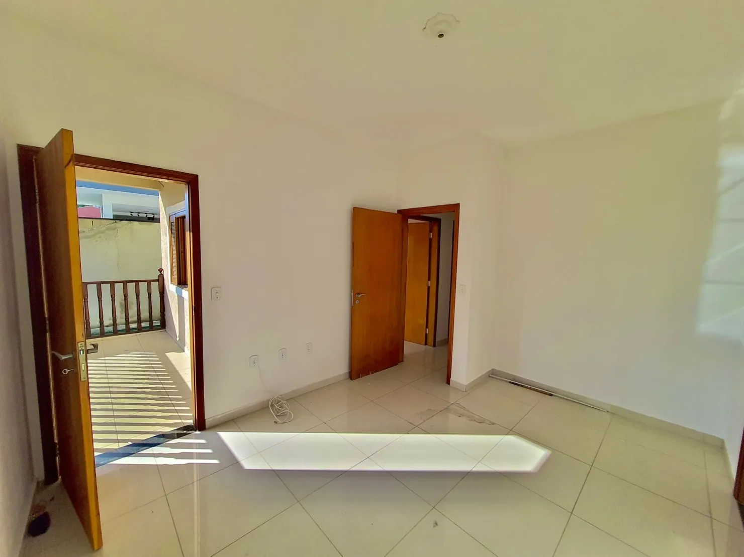 Imagem Casa à venda 3 Quartos, 1 Suite, 4 Vagas, 250M², Jardim Independência, Taubaté - SP | Residencial Recanto Verde