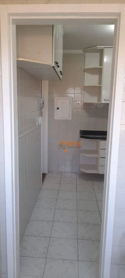 Imagem Apartamento com 2 dormitórios à venda, 66 m² por R$ 395.000,00 - Vila Galvão - Guarulhos/SP