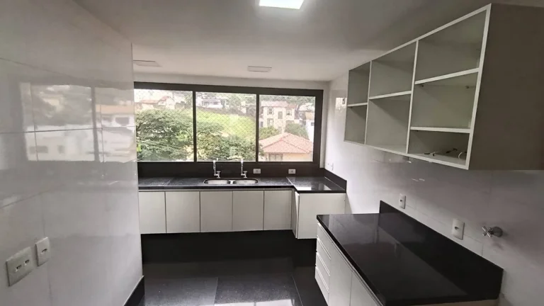 Imagem Apartamento 4 quartos com lazer no Bairro Santa Lúcia - Belo Horizonte.