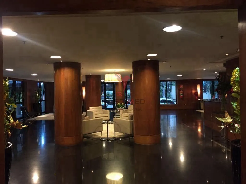 Imagem Alugo apartamento Duplex, mobiliado em Moema. São Paulo
