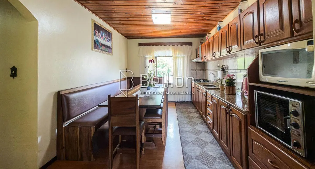 Imagem Belíssima casa no bairro dos lagos em rodeio.