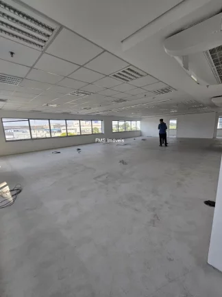 Imagem Andar Comercial para Locação em São Paulo-SP, Vila Congonhas: 12 Vagas de Garagem e 482,22m² de Área