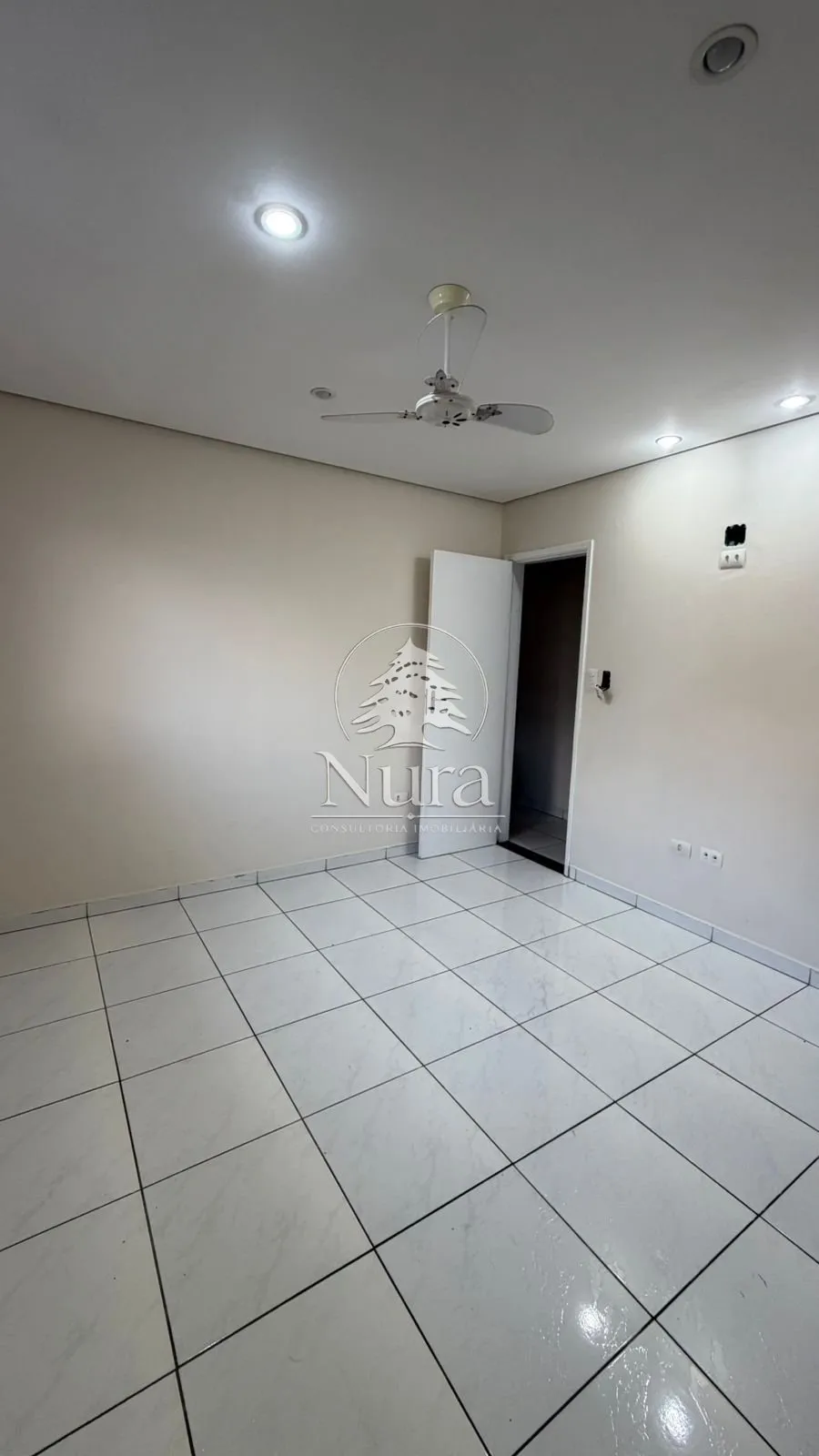 Imagem Geminado de 2 quartos, 76m² no bairro Cidade Naútica, em São Vicente